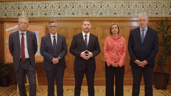 ΠΑΣΟΚ: Ρόζα Βρεττού, Κώστας Χρυσόγονος, Ηλίας Κικίλιας και Παναγιώτης Δημόπουλος στο ευρωψηφοδέλτιό του