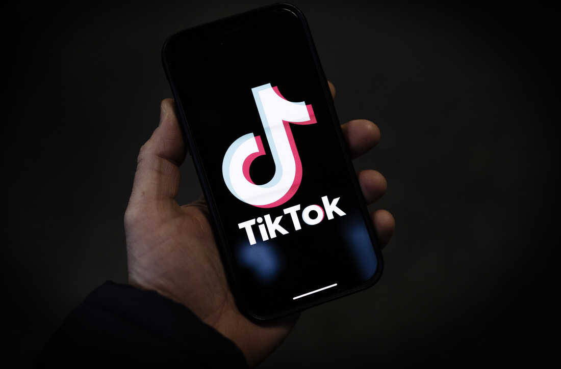 TikTok: Βουλευτές προωθούν νομοσχέδιο για απαγόρευσή του