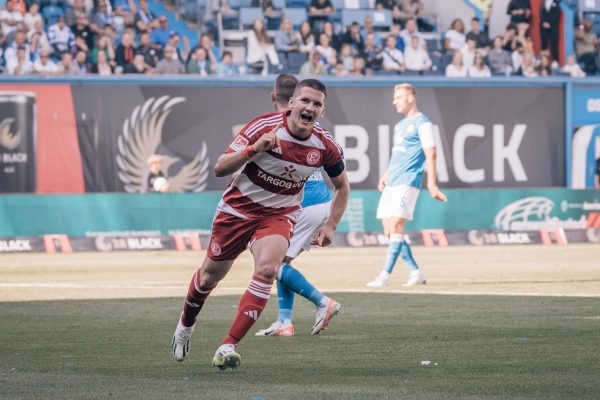 Εντυπωσιακός ο Τζόλης: Δύο γκολ σε επτά λεπτά με την Φορτούνα Ντίσερντοφ (vids)