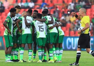 Απίστευτο και όμως αληθινό: Η ομοσπονδία της Νιγηρίας ψάχνει προπονητή μέσω Facebook (pic)