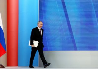 Εκλογές στη Ρωσία: Ο… περίπατος του Βλαντίμιρ Πούτιν
