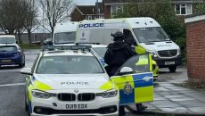 Συναγερμός στην Αγγλία – Μεγάλη αστυνομική επιχείρηση σε δημοτικό σχολείο