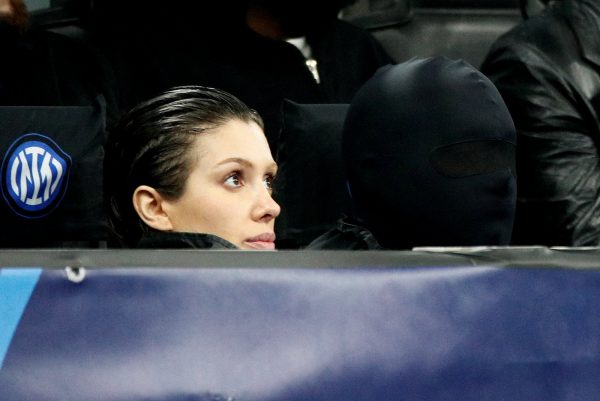 Η σύζυγος του Κάνιε Γουέστ, Bianca Censori, κυκλοφορεί ολόγυμνη – Πρόστιμα χιλιάδων ευρώ και φυλακή;