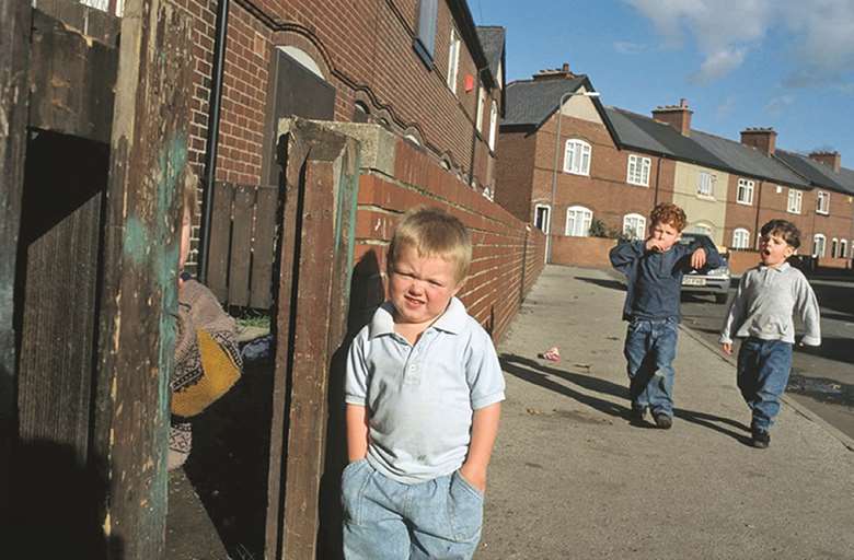 Βρετανία: Σε πρωτοφανές επίπεδο έφτασε ο αριθμός των παιδιών που ζουν σε κατάσταση φτώχειας