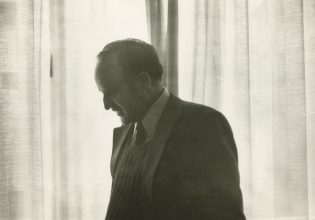 Ντίνος Χριστιανόπουλος: Ενός λεπτού σιγή