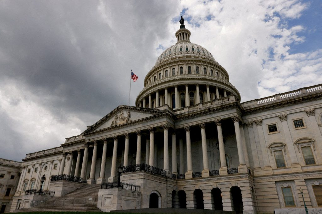 ΗΠΑ: Η Γερουσία απέτρεψε στο παρά πέντε την παράλυση του ομοσπονδιακού κρατικού μηχανισμού