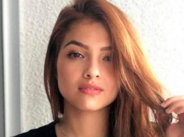 Ήθελε να ξεπεράσει τους φόβους της και πέθανε – Η μοιραία πτώση με αλεξίπτωτο πλαγιάς