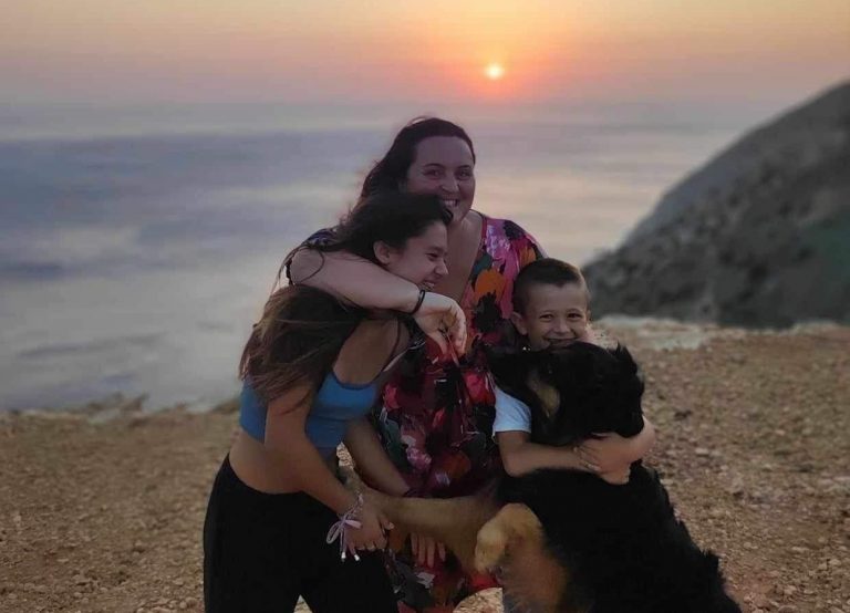 Γαύδος: Η ιστορία της 46χρονης Έφης που επέλεξε να ξεκινήσει μια νέα ζωή στο νησί -«Η ψυχή μου απελευθερώθηκε»
