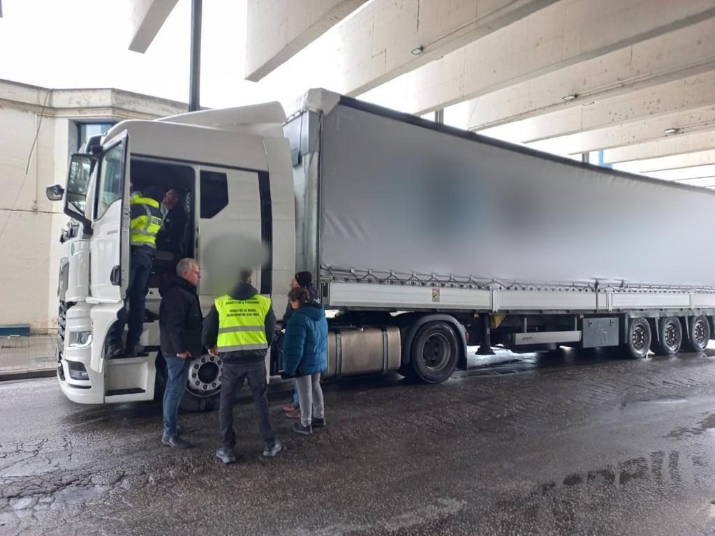 ΥπΑΑΤ: Ξεκινούν έλεγχοι σε ελαιόλαδο, κρέας και μέλι