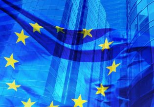 Ευρωβαρόμετρο: «Καλή ποιότητα ζωής» αναφέρουν 8 στους 10