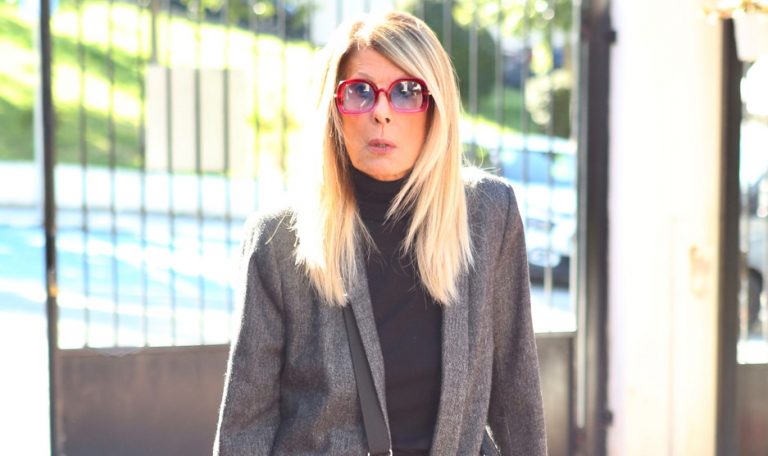 «Πετάω βλακείες»: Τα μαζεύει η Εύη Δρούτσα για το «Ζάρι» και το «τα τα τα» της Μαρίνας Σάττι