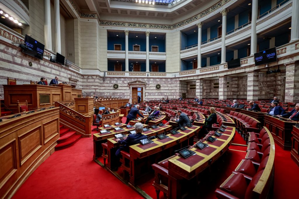 Τέμπη: Τίτλοι τέλους για την Εξεταστική με τις φωνές για συγκάλυψη να πληθαίνουν