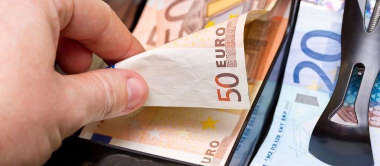 Πληρωμές από ΕΦΚΑ και ΔΥΠΑ – Ποιοι θα δουν σήμερα χρήματα στον λογαριασμό τους