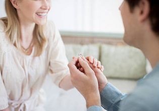 Κινηματογραφική πρόταση γάμου κατέληξε στο δικαστήριο – Η απαγωγή τρόμαξε τη νύφη