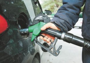 Πώς θα ενημερώνεται η ΑΑΔΕ για τα πρατήρια που «πειράζουν» την αντλία