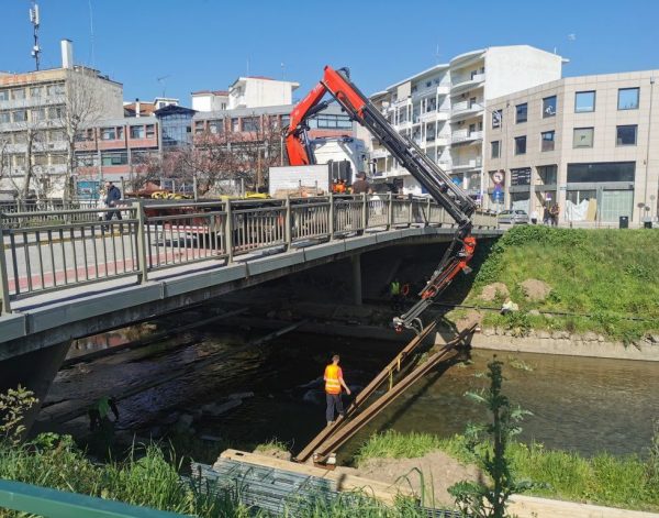 Ξεκίνησε η ανακατασκευή των γεφυρών των Τρικάλων