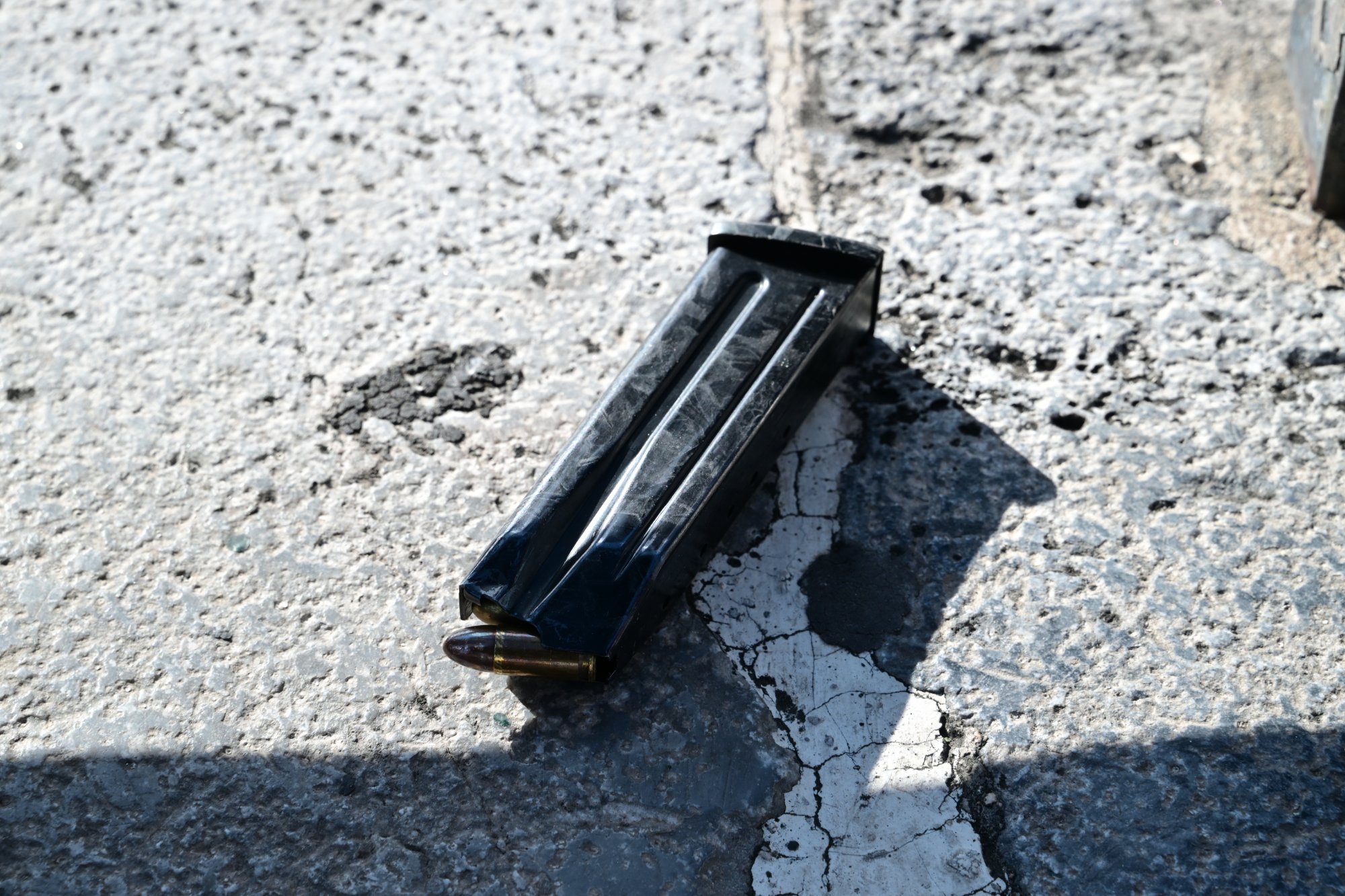 Σύνταγμα: Αστυνομικός έχασε γεμιστήρα όπλου με σφαίρες