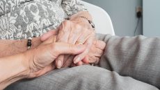Δημογραφικό: Προς «παγκόσμια συνταξιοδοτική κρίση» – «Τεράστια πίεση» από τη γήρανση του πληθυσμού