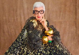 Πέθανε στα 102 το υπέργηρο μοντέλο Iris Apfel – H εντυπωσιακή ζωή της