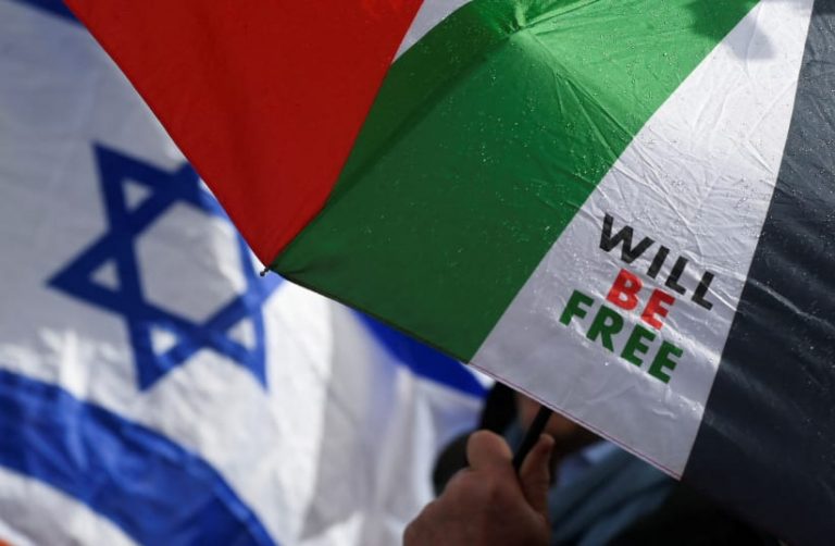 Λωρίδα της Γάζας: Οι νέοι Αμερικανοί αντιμετωπίζουν πολύ πιο επικριτικά το Ισραήλ, σύμφωνα με δημοσκόπηση