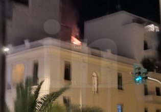 Καλλιθέα: Φωτιά σε διαμέρισμα πολυκατοικίας στη Χαροκόπου