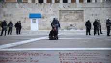 Βορίδης: Να σβηστούν τα ονόματα των θυμάτων των Τεμπών από τον Άγνωστο Στρατιώτη