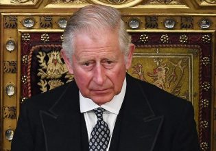 «Αναστάτωση» στο Παλάτι με fake news – Ποιοι «πέθαναν» τον βασιλιά Κάρολο 
