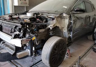 Στη φυλακή ο ηθοποιός και άλλα τέσσερα μέλη της σπείρας που έκλεβαν οχήματα – Ελεύθερος ο έκτος κατηγορούμενος