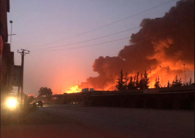 Λιβύη: Πελώρια πυρκαγιά σε αποθήκες της εθνικής επιχείρησης ηλεκτρισμού νότια της Τρίπολης