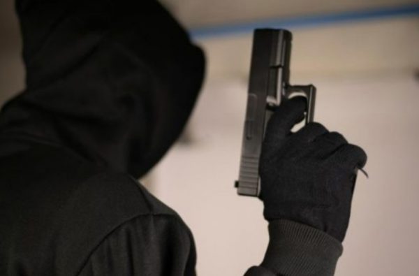 Χολαργός: Ένοπλη ληστεία σε υποκατάστημα τράπεζας – Ο δράστης διέφυγε με άγνωστο χρηματικό ποσό