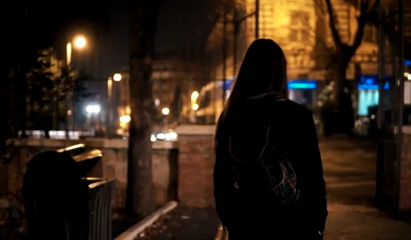 Κύκλωμα μαστροπείας: Χιονοστιβάδα αποκαλύψεων για πλαστές ταυτότητες, σάιτ γνωριμιών και αγγελίες