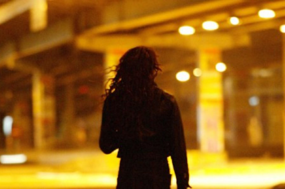 Ροζ κύκλωμα στην Αθήνα εξωθούσε στην πορνεία ανήλικες - Τέσσερις συλλήψεις