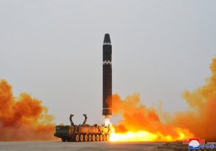 Βόρεια Κορέα: Οι ΗΠΑ καταδικάζουν την εκτόξευση βαλλιστικών πυραύλων – Εγείρουν «απειλή»