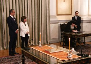 Φουντώνει ο «ιερός πόλεμος» της Εκκλησίας με την κυβέρνηση – Τα ράσα εκδικούνται για την ισότητα στο γάμο