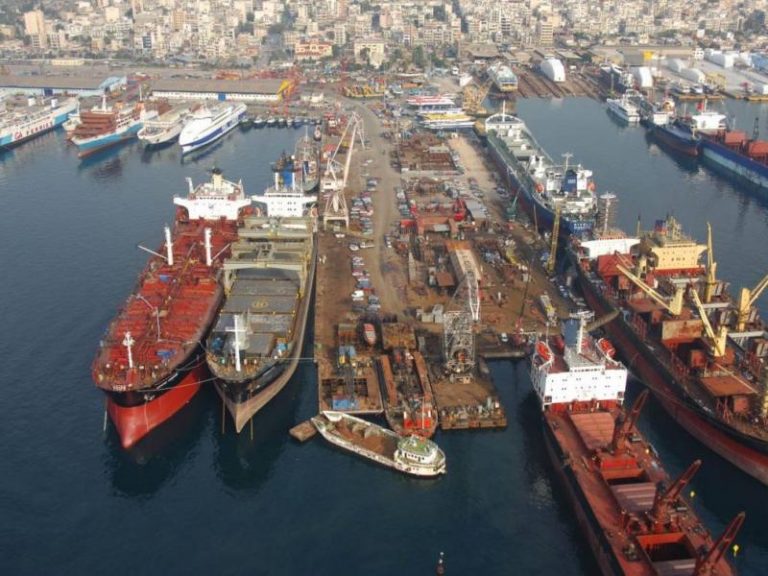 Πέραμα: Απαγχονισμένος στην καμπίνα του βρέθηκε 35χρονος ναυτικός σε φορτηγό πλοίο