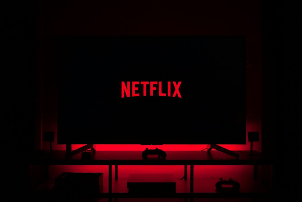 «Too Much»: Νέα κωμική σειρά του Netflix με καστ αστέρων
