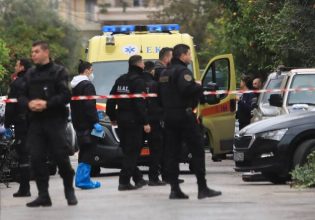 Έγκλημα στη Νίκαια: Ξεσπά η κόρη του δράστη – «Τον είχαμε αναφέρει στις Αρχές, ήταν αλλοπρόσαλλος»