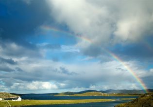 Αγγελία εργασίας στον «παράδεισο» – Απομακρυσμένο νησί υπόσχεται μισθό 175.000 ευρώ