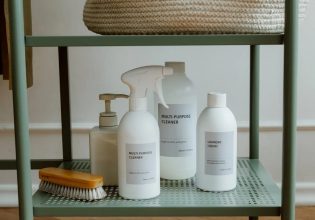 Χημικά: Προϊόντα καθημερινής χρήσης συνδέονται με πολλαπλή σκλήρυνση και αυτισμό