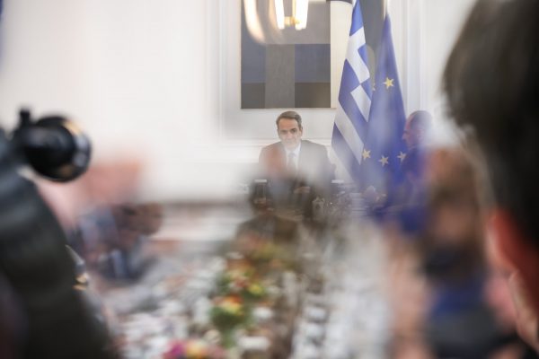 Οι πέντε παραιτήσεις και η μία διαγραφή που πλήγωσαν την κυβέρνηση – Ανοιχτός ο δρόμος για ανασχηματισμό