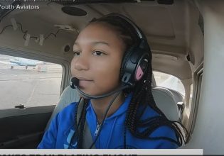 ΗΠΑ: Αυτή είναι η νεότερη πιλότος στην ιστορία της χώρας