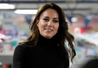 Η Κέιτ Μίντλετον εθεάθη δημόσια για πρώτη φορά μετά την εγχείρηση της