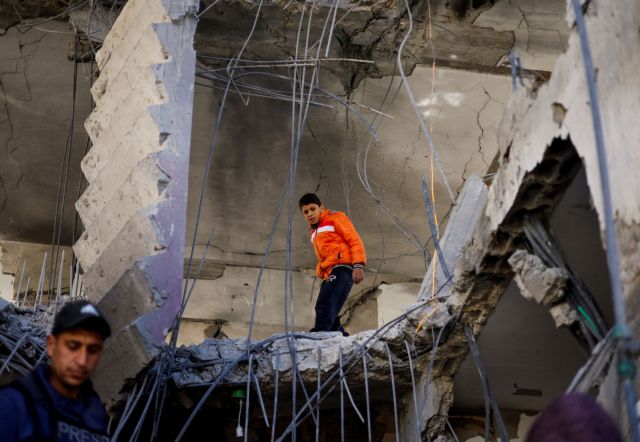 Λωρίδα της Γάζας: Τουλάχιστον 12 Παλαιστίνιοι νεκροί από ισραηλινό πλήγμα σε σπίτι στη Ράφα