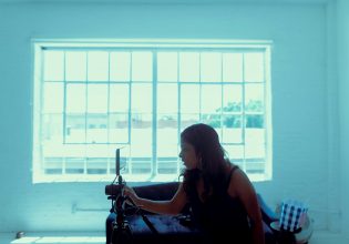 Εκατοντάδες ανήλικες θύματα deepfake στην Ελλάδα – Όταν ο ψηφιακός εφιάλτης μετατρέπεται σε πραγματικότητα