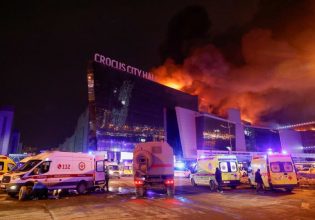 Σφαγή στη Μόσχα: Όλα δείχνουν Ισλαμικό Κράτος, αλλά…