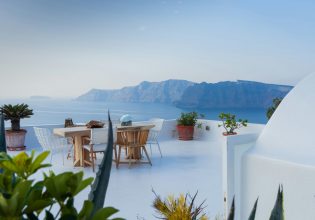 Έχτισαν απομίμηση της Σαντορίνης στο Άμπου Ντάμπι – Οι τιμές του resort που ζαλίζουν