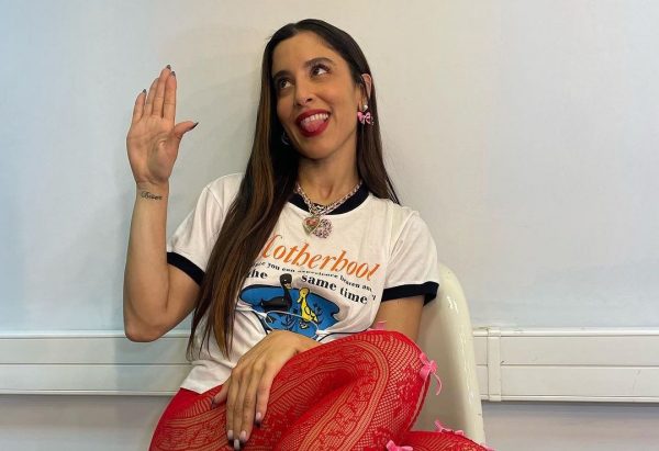 Γιάννης Κότσιρας κατά Εύης Δρούτσα: «Όταν λέμε το “τα” 3 φορές, κινδυνεύουμε με μήνυση»