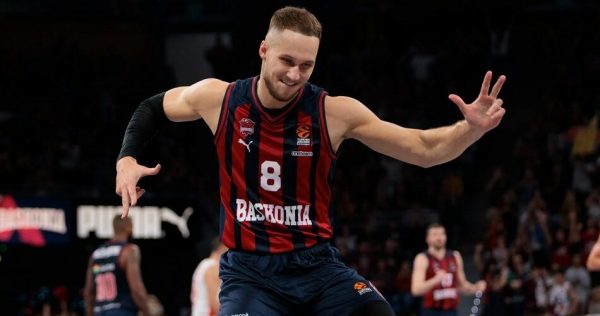 Στην Μπασκόνια μέχρι το 2029 ο Τάντας Σεντεκέρσκις (vid)