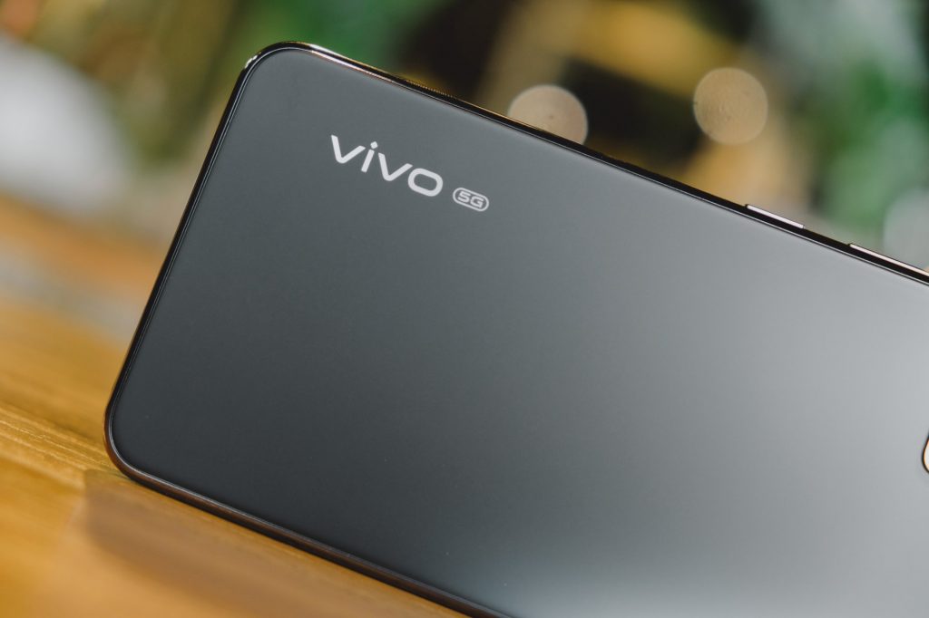 vivo X Fold 3 Pro: Οι καινοτομίες του πρώτου foldable με SD 8 Gen 3
