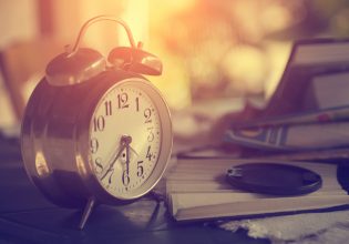 Αλλαγή ώρας: Πότε γυρίζουμε τα ρολόγια μας μία ώρα μπροστά